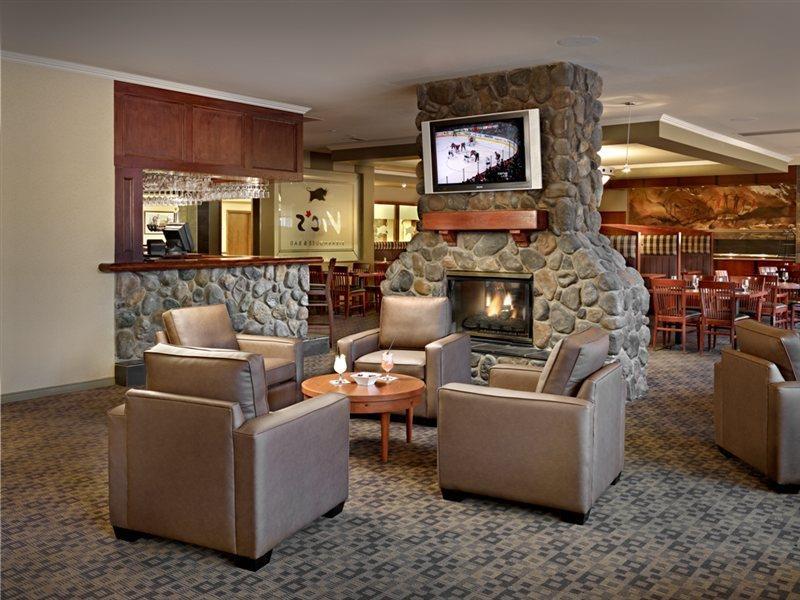 Coast Canmore Hotel & Conference Centre Interior foto